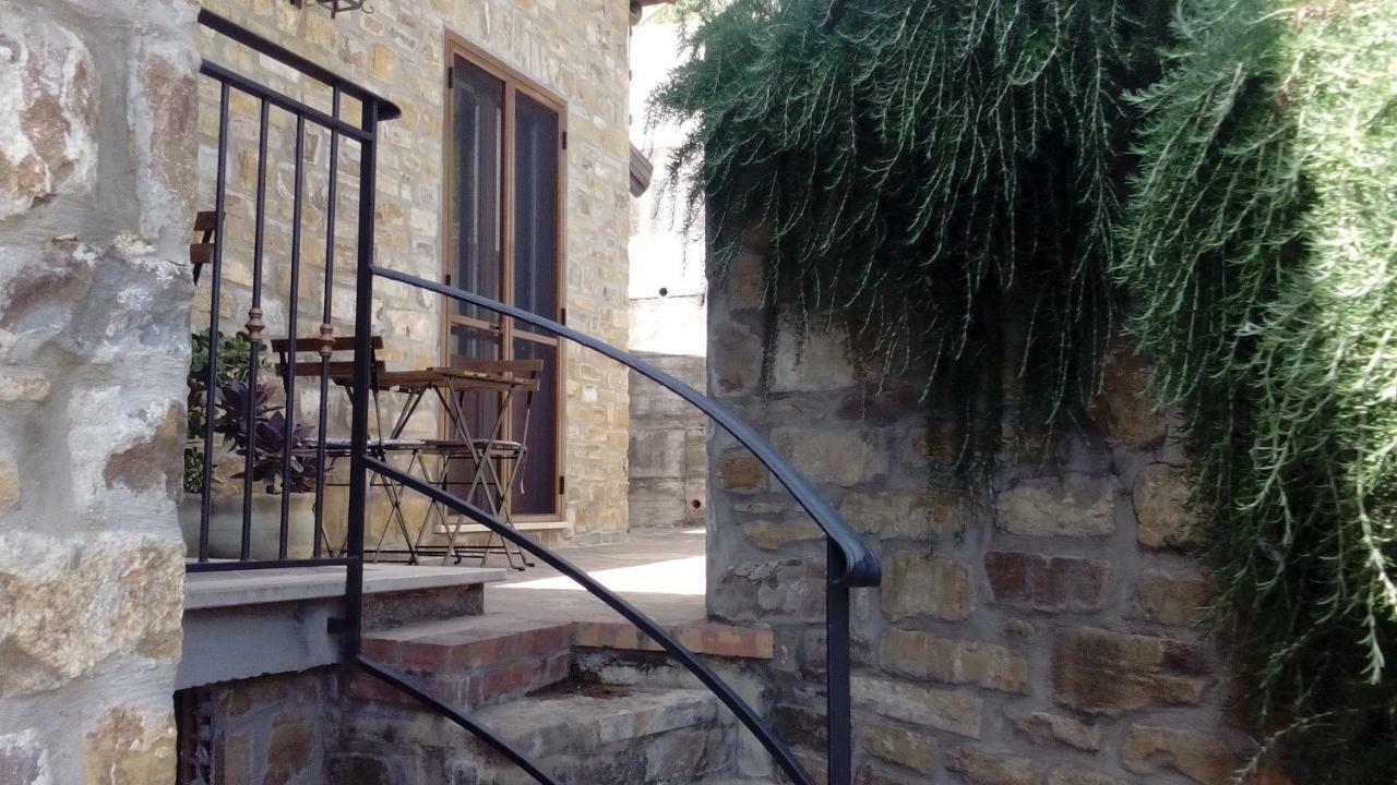 לינה וארוחת בוקר קסטלבאטה Il Brillocco מראה חיצוני תמונה